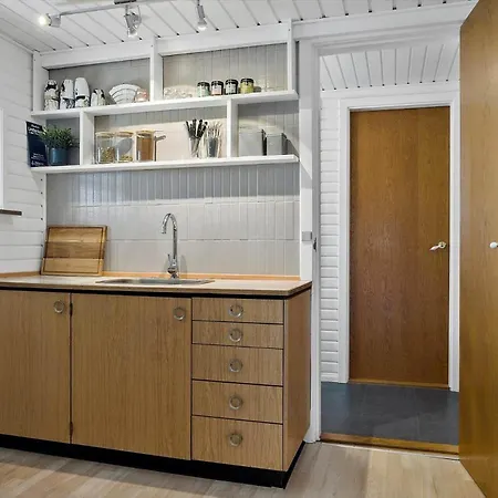 Lf14163-roslev-kybehuse-3 Roslev