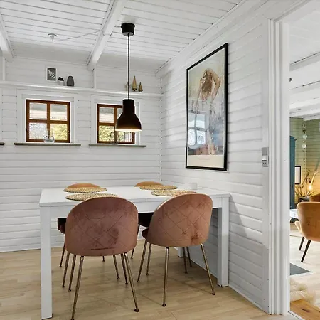 Lf14163-roslev-kybehuse-3